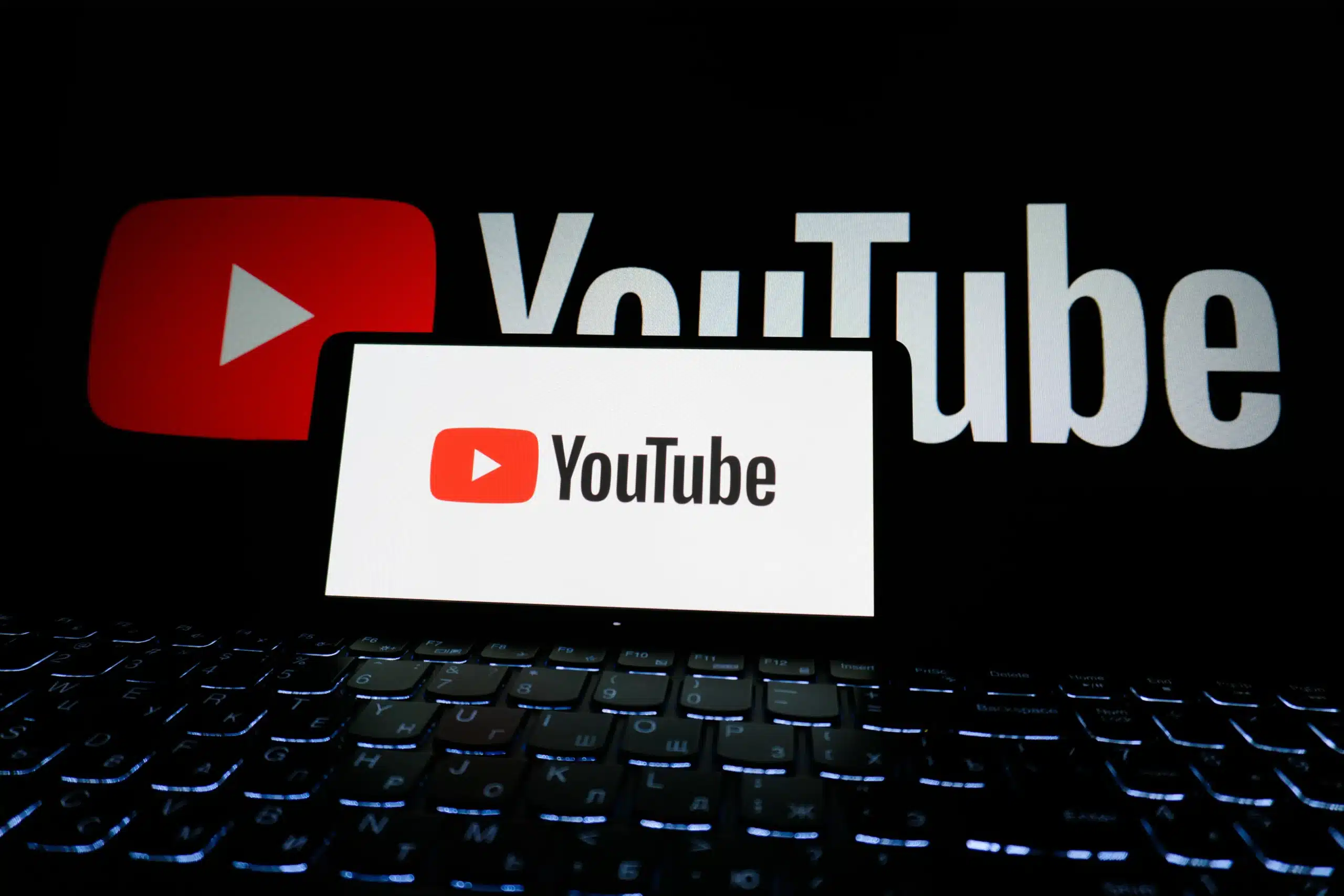 YouTube Thumbnail Boyutu 2025: Ölçüler, Oranlar ve Tıklanma Artıran Tasarım İpuçları